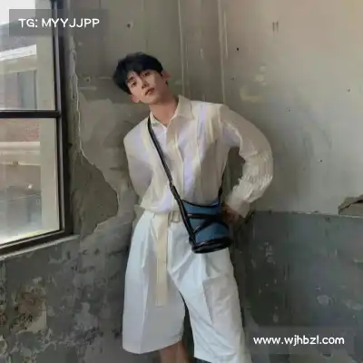 骆铖柳